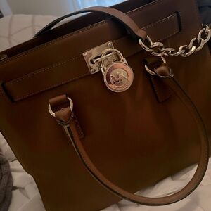 MK purse. Mint condition.. has been in my closet … barely used it
